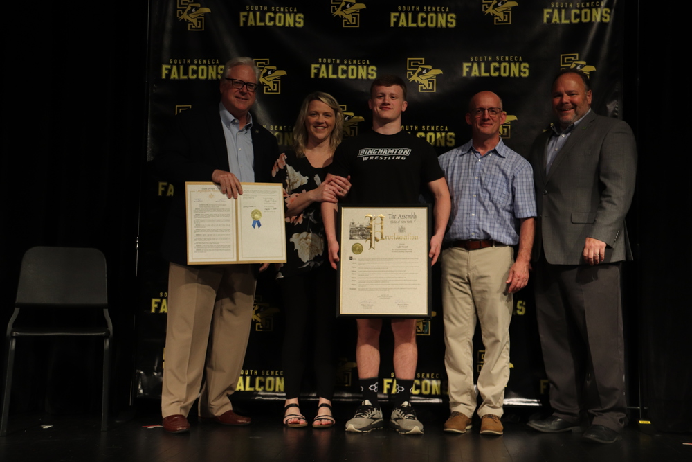 O'Mara and Palmesano Pay Tribute to South Seneca State Wrestling Champion: Senate-Assembly Resolution presented to Caleb Sweet at school ceremony